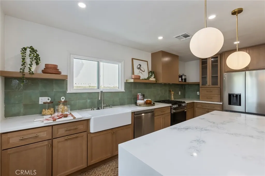 21625 Bernice Avenue, Torrance, California 90503 home-pic-16
