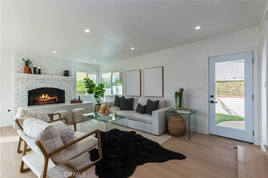 21625 Bernice Avenue, Torrance, California 90503 home-pic-19