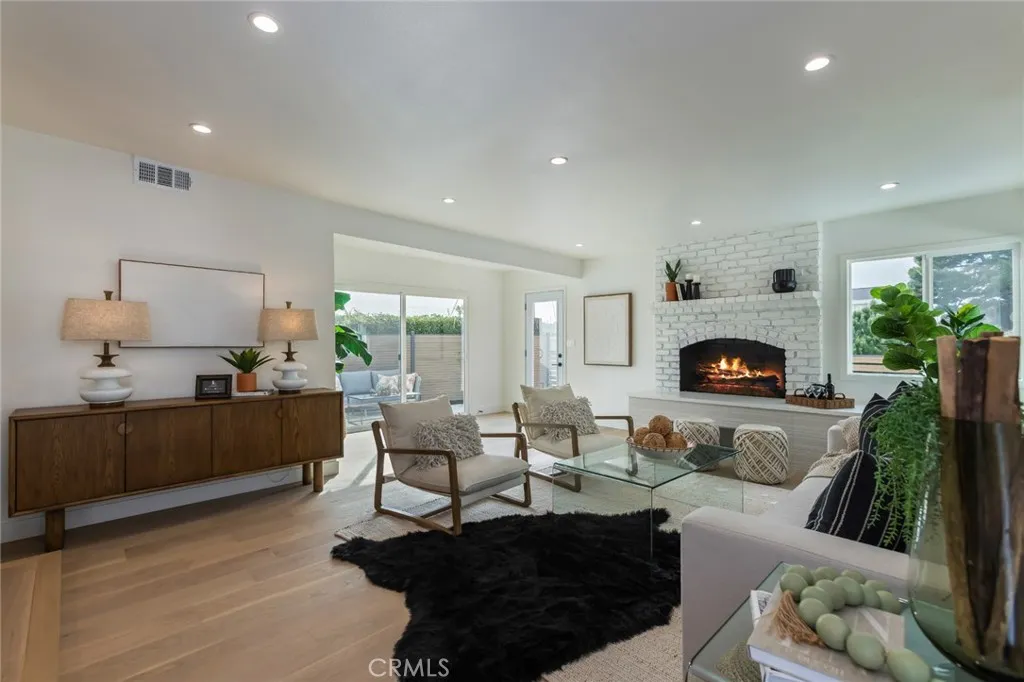 21625 Bernice Avenue, Torrance, California 90503 home-pic-18