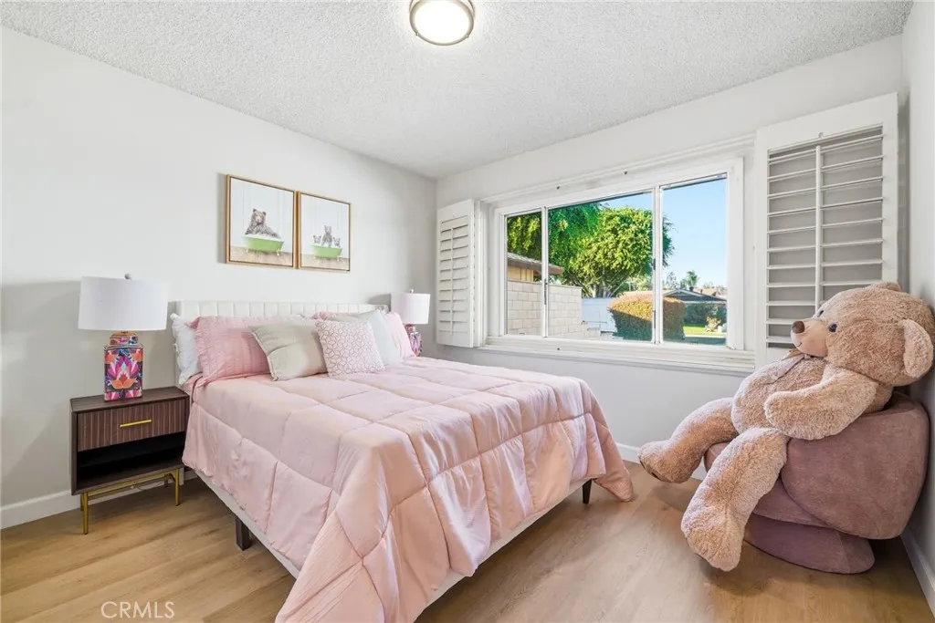 5032 Galway, Huntington Beach, California 92649 home-pic-19
