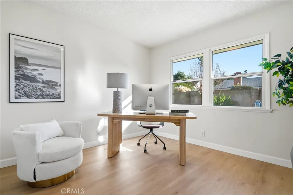 5032 Galway, Huntington Beach, California 92649 home-pic-18