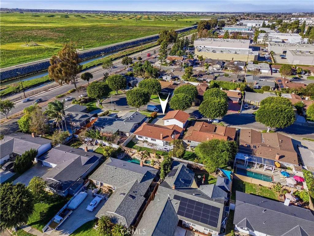 5032 Galway, Huntington Beach, California 92649 home-pic-35