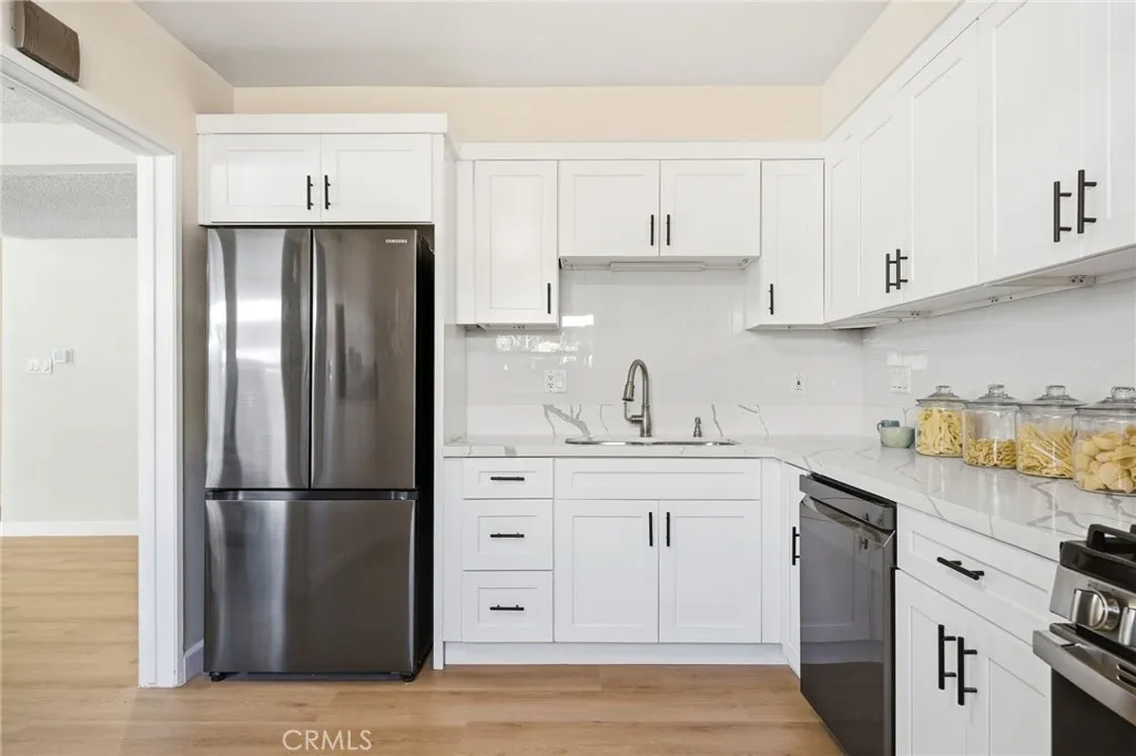 5032 Galway, Huntington Beach, California 92649 home-pic-13