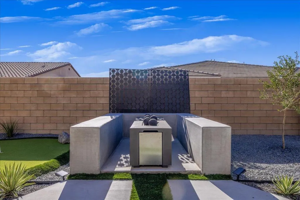 43-hdrephoto.com-81797-via-san-clemente-