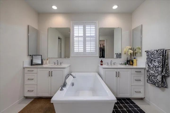 35-hdrephoto.com-81797-via-san-clemente-