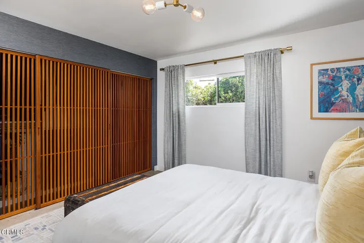 877 Hillcrest Dr 047-mls