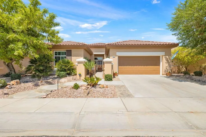 4-web-or-mls-8M4A1275