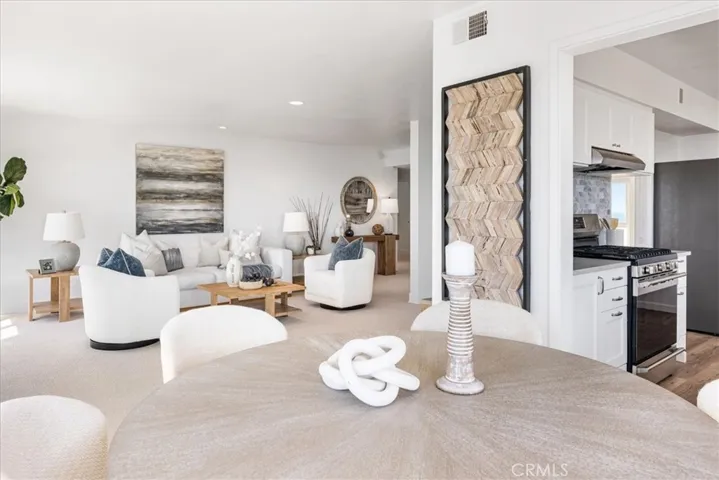 21703 Ocean Vista Drive 204, Laguna Beach, California 92651