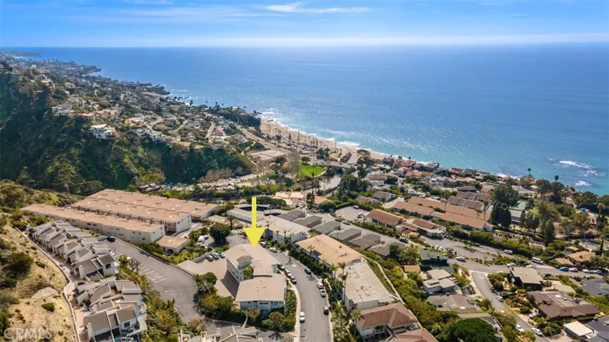 Beautiful coastline and white water views at Aliso Creek Beach.