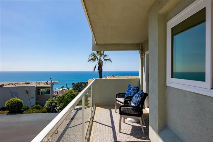 21703 Ocean Vista Drive 204, Laguna Beach, California 92651