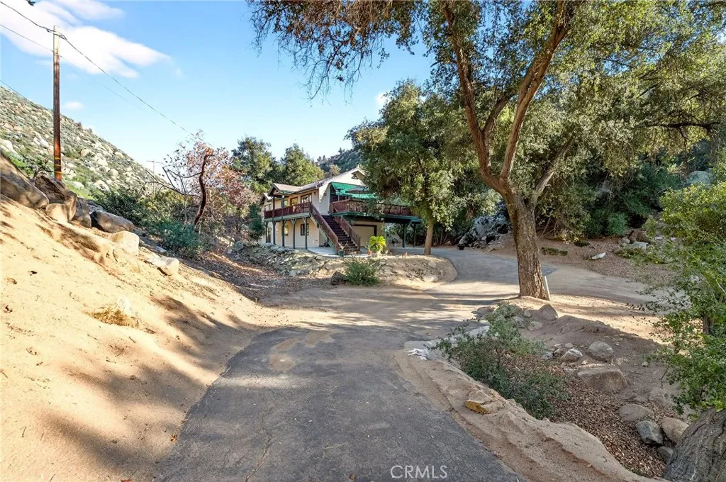 42180 Avery Canyon, Hemet, California 92544 home-pic-15