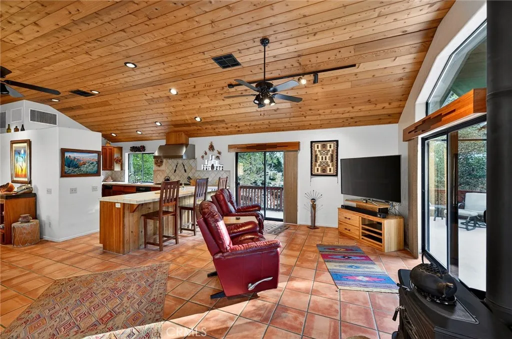 42180 Avery Canyon, Hemet, California 92544 home-pic-34