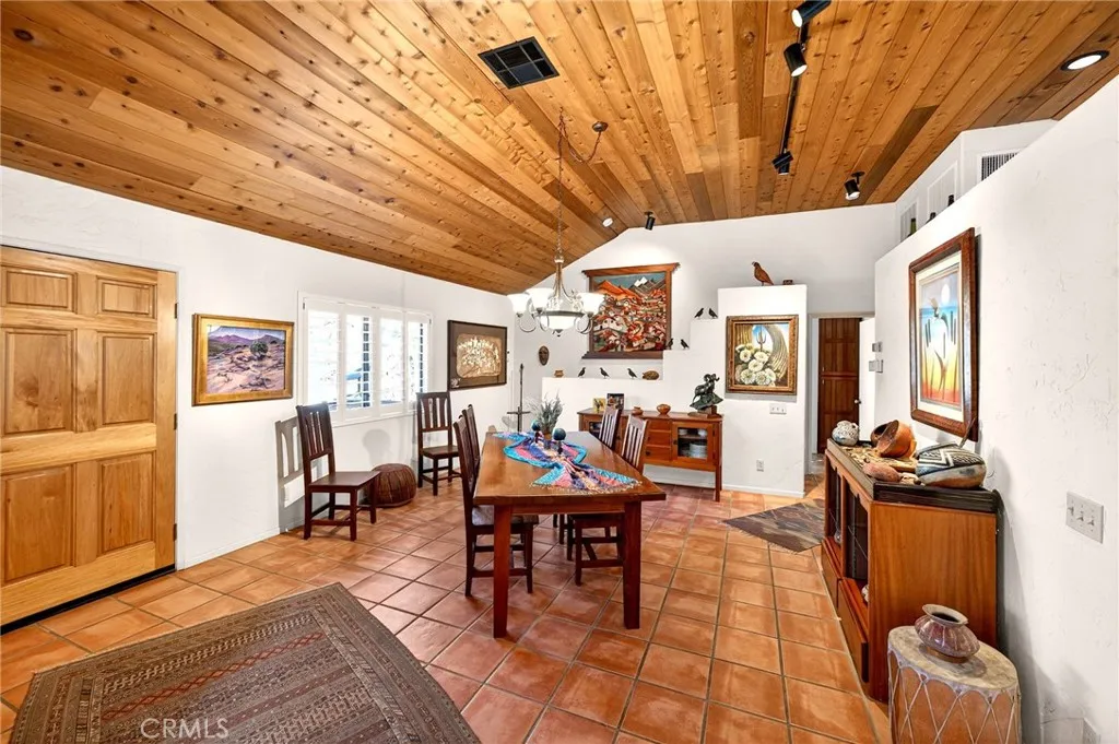 42180 Avery Canyon, Hemet, California 92544 home-pic-40