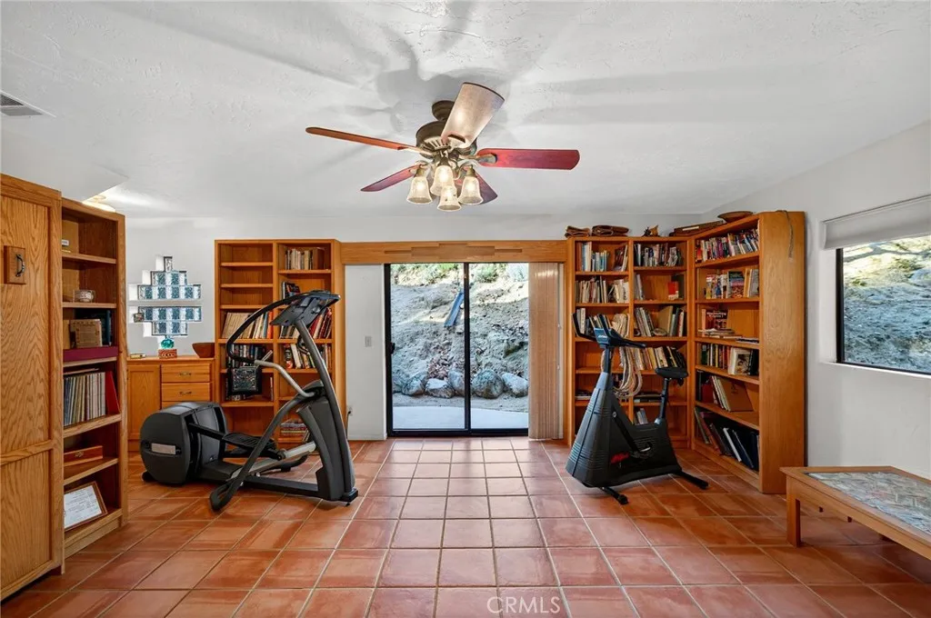42180 Avery Canyon, Hemet, California 92544 home-pic-49