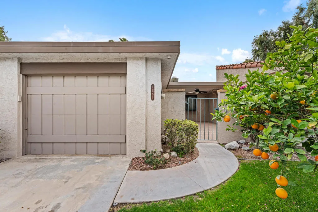 1861 Paseo Pelota, Palm Springs, California 92262 home-pic-1
