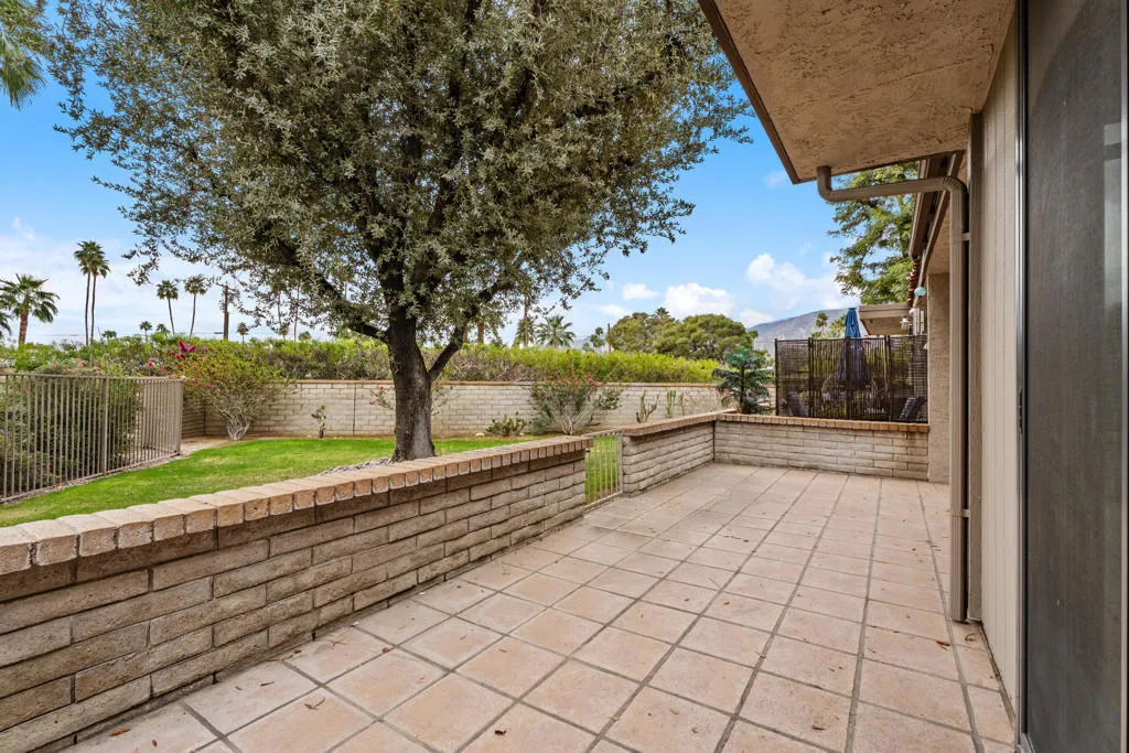 1861 Paseo Pelota, Palm Springs, California 92262 home-pic-30
