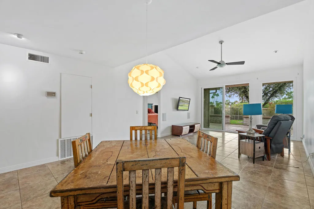 1861 Paseo Pelota, Palm Springs, California 92262 home-pic-14