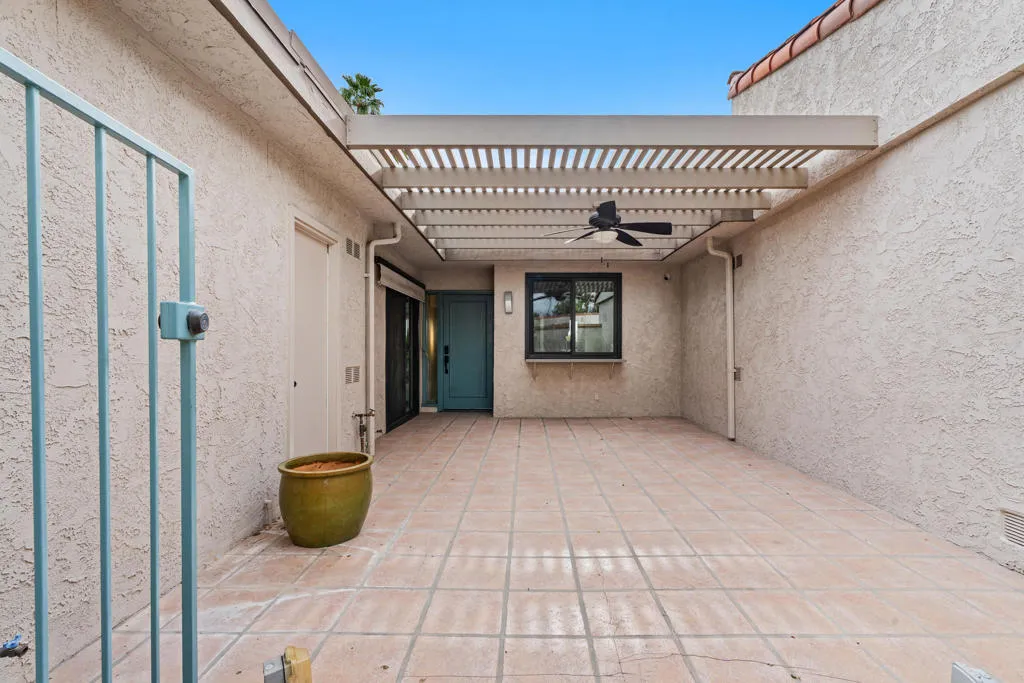 1861 Paseo Pelota, Palm Springs, California 92262 home-pic-4