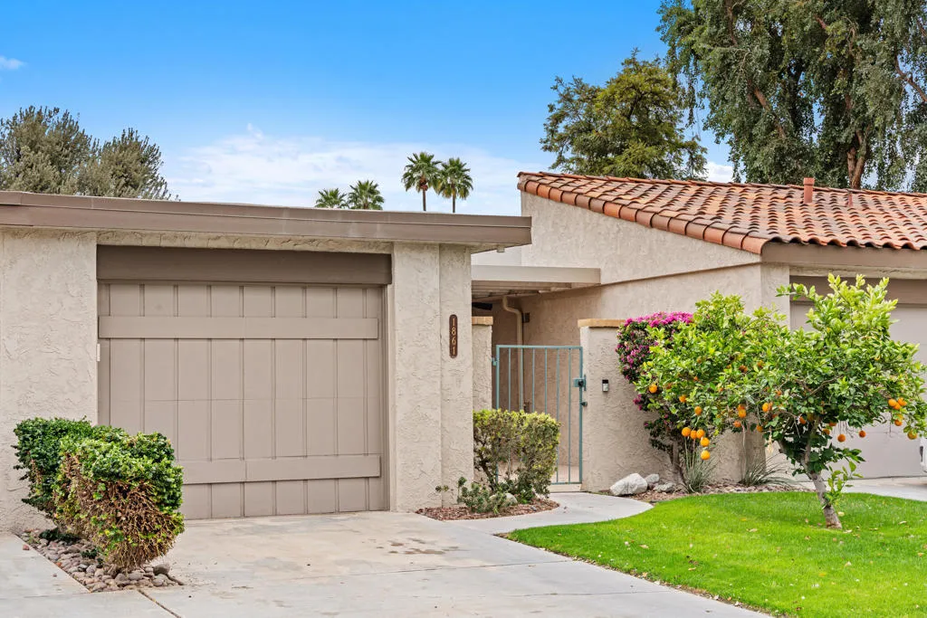 1861 Paseo Pelota, Palm Springs, California 92262 home-pic-3