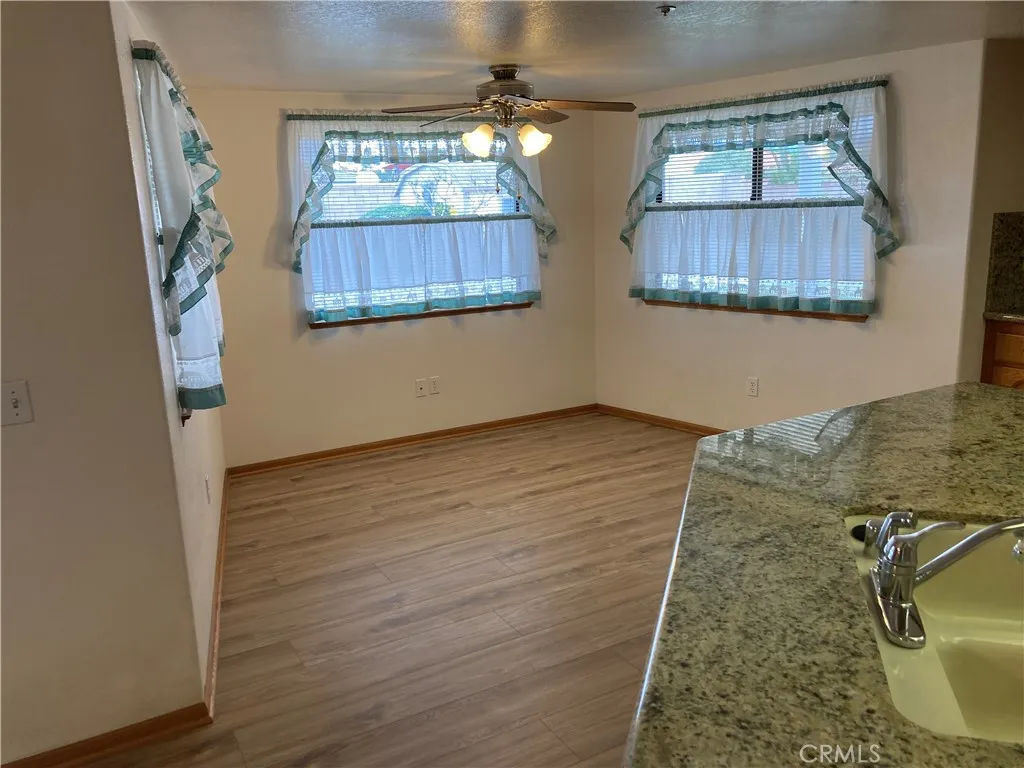 12563 Sarsi Court, Apple Valley, California 92308 home-pic-16