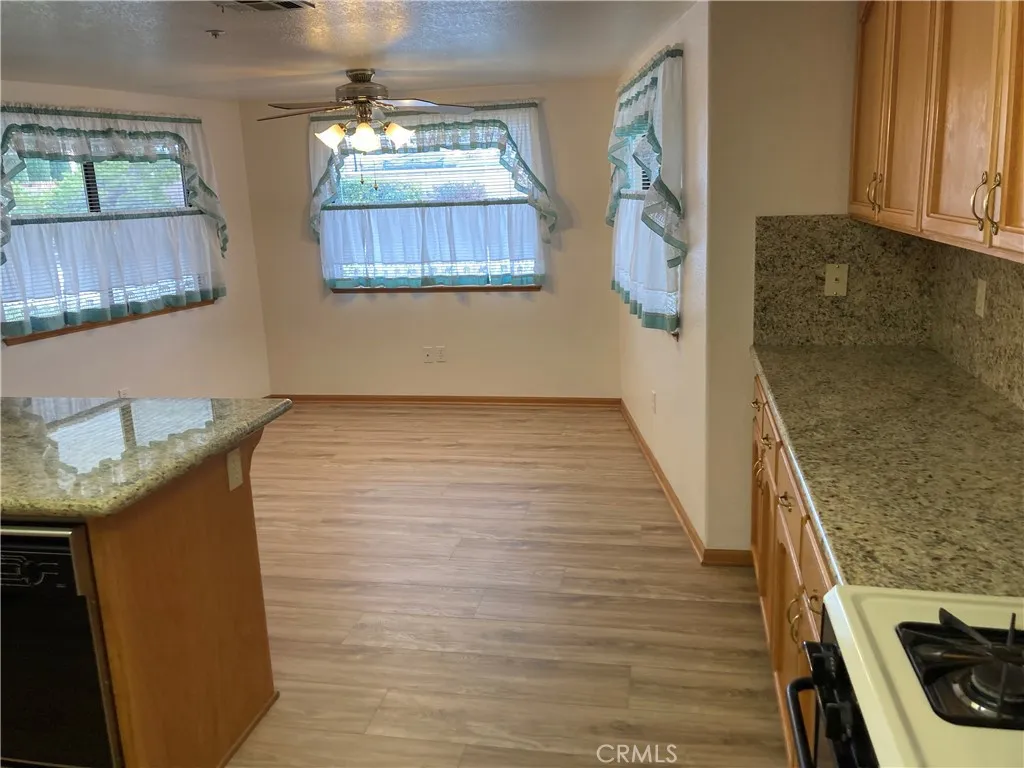 12563 Sarsi Court, Apple Valley, California 92308 home-pic-27