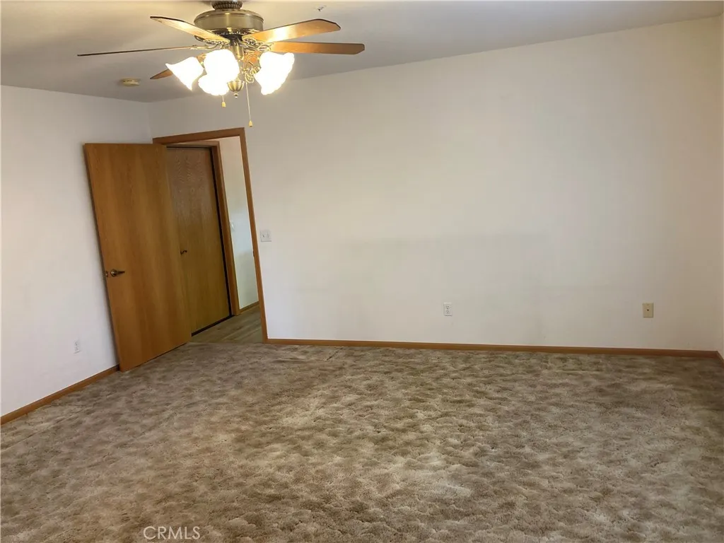 12563 Sarsi Court, Apple Valley, California 92308 home-pic-24