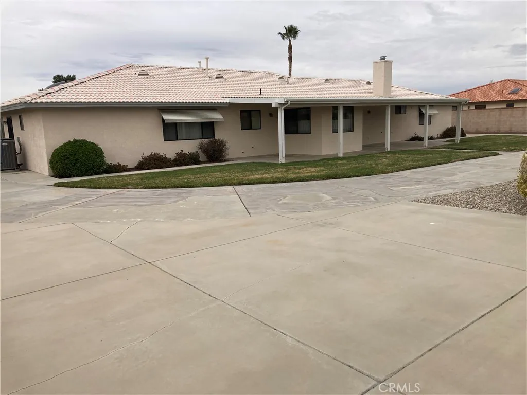 12563 Sarsi Court, Apple Valley, California 92308 home-pic-8