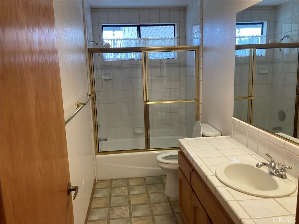 12563 Sarsi Court, Apple Valley, California 92308 home-pic-28