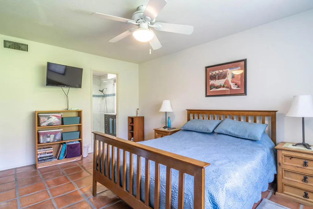 73721 Desert Vista Court, Palm Desert, California 92260 home-pic-24