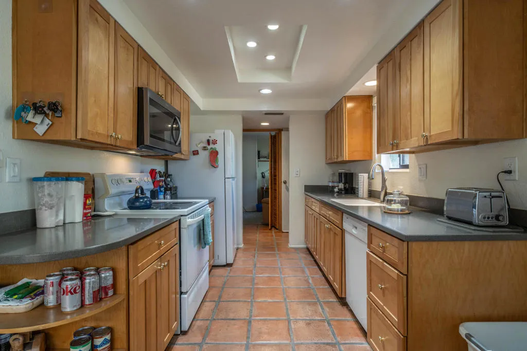 73721 Desert Vista Court, Palm Desert, California 92260 home-pic-5