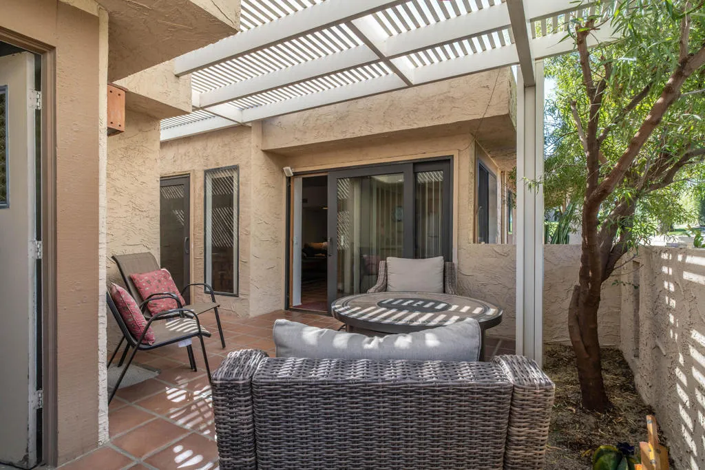 73721 Desert Vista Court, Palm Desert, California 92260 home-pic-29