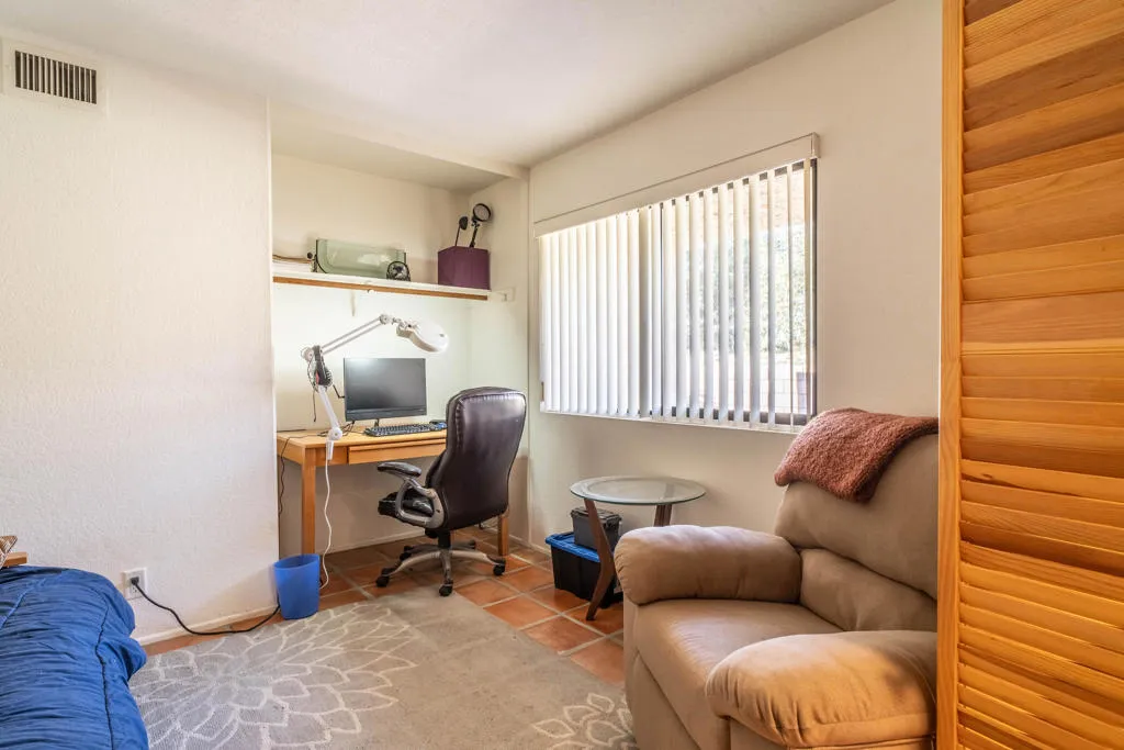 73721 Desert Vista Court, Palm Desert, California 92260 home-pic-14