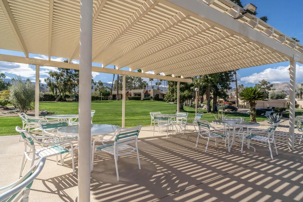 73721 Desert Vista Court, Palm Desert, California 92260 home-pic-36