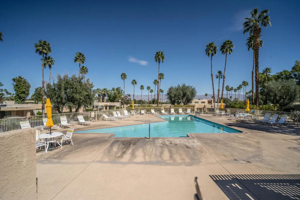 73721 Desert Vista Court, Palm Desert, California 92260 home-pic-40