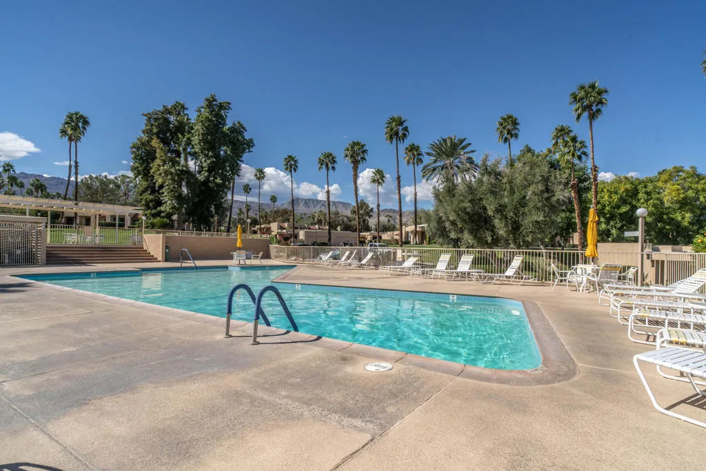 73721 Desert Vista Court, Palm Desert, California 92260 home-pic-33