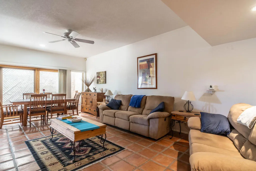 73721 Desert Vista Court, Palm Desert, California 92260 home-pic-11