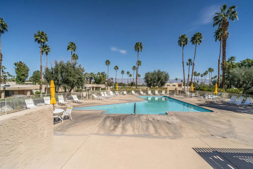 73721 Desert Vista Court, Palm Desert, California 92260 home-pic-39