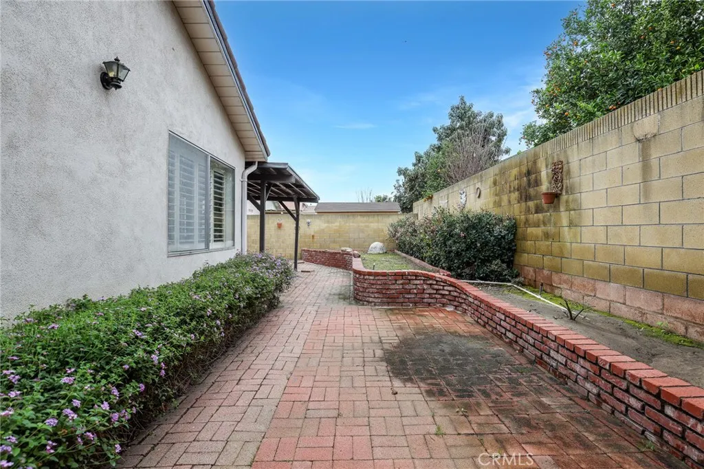 13202 Carolyn, Cerritos, California 90703 home-pic-26