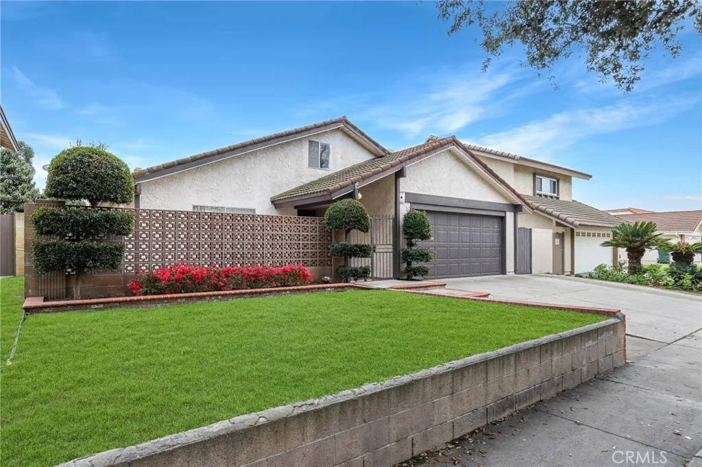 13202 Carolyn, Cerritos, California 90703 home-pic-1