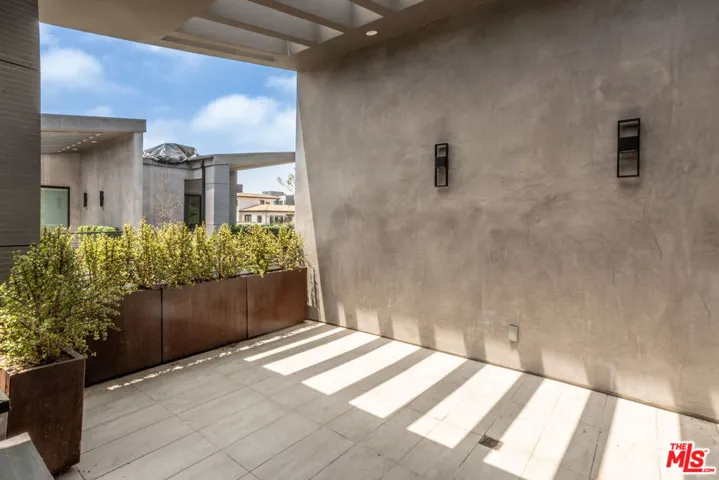 1144 N Detroit Street 7, West Hollywood, California 90046