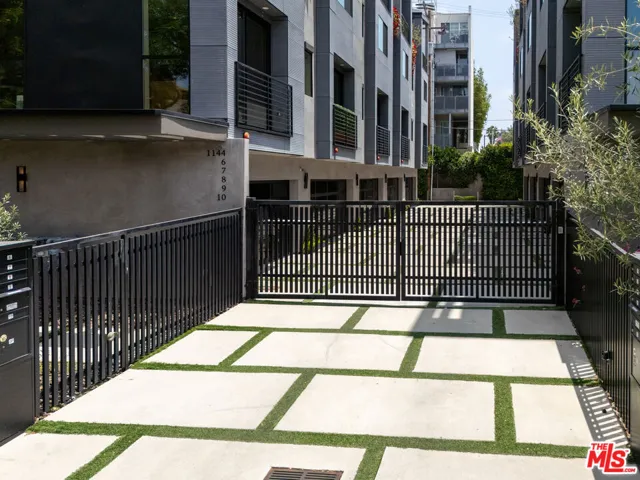 1144 N Detroit Street 7, West Hollywood, California 90046