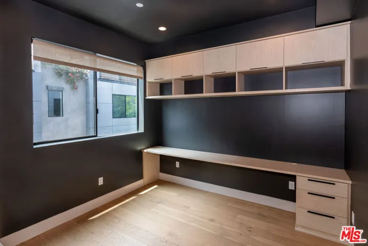 1144 N Detroit Street 7, West Hollywood, California 90046