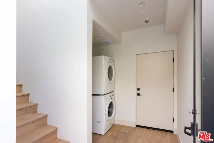 1144 N Detroit Street 7, West Hollywood, California 90046