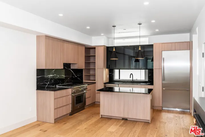 1144 N Detroit Street 7, West Hollywood, California 90046