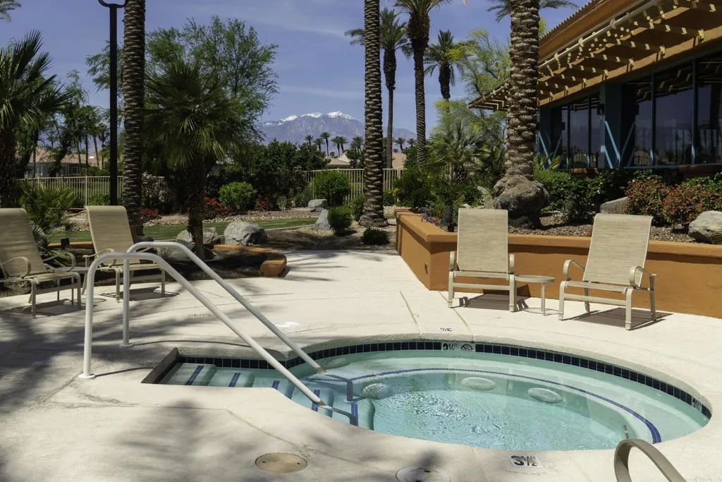 39303 Gleneagles Circle, Palm Desert, California 92211 home-pic-82