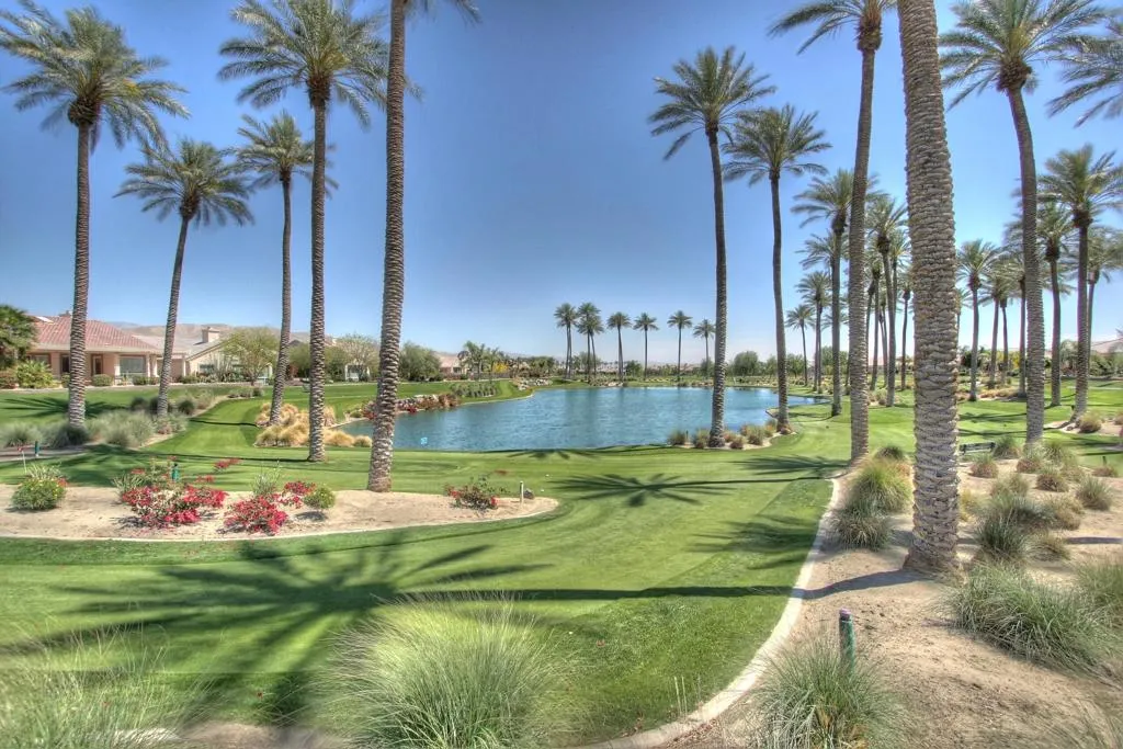 39303 Gleneagles Circle, Palm Desert, California 92211 home-pic-54