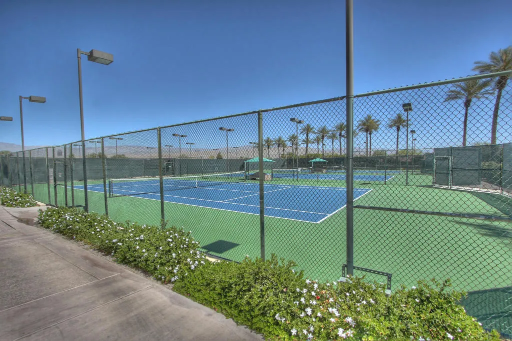 39303 Gleneagles Circle, Palm Desert, California 92211 home-pic-61