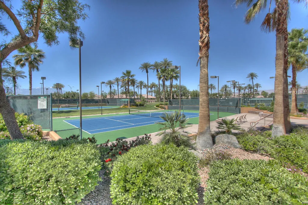 39303 Gleneagles Circle, Palm Desert, California 92211 home-pic-60