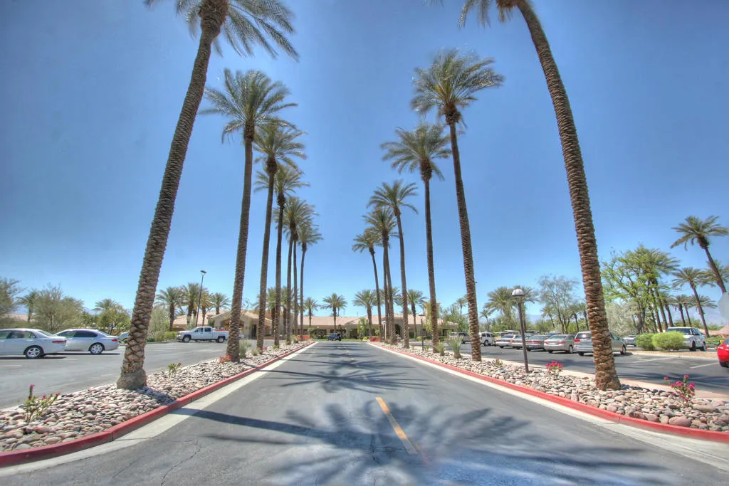39303 Gleneagles Circle, Palm Desert, California 92211 home-pic-57