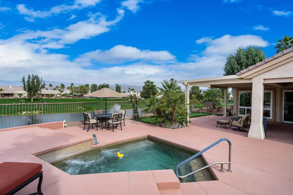 39303 Gleneagles Circle, Palm Desert, California 92211 home-pic-1